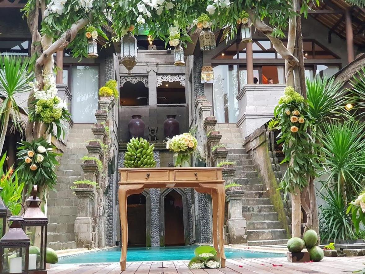 Avalon Ubud Castle & Spa Exterior foto